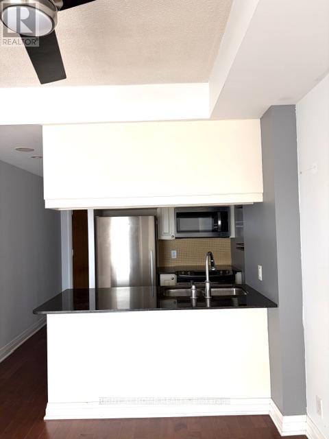 502 - 1055 Southdown Road, Mississauga, Ontario  L5J 0A3 - Photo 7 - W12734438