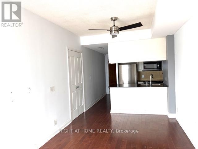 502 - 1055 Southdown Road, Mississauga, Ontario  L5J 0A3 - Photo 9 - W12734438