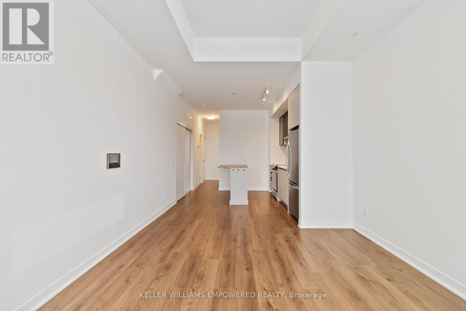 140 - 3010 Trailside Drive, Oakville, Ontario  L6M 5R1 - Photo 6 - W12734448