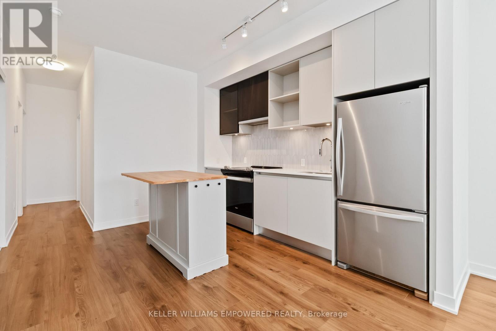 140 - 3010 Trailside Drive, Oakville, Ontario  L6M 5R1 - Photo 7 - W12734448