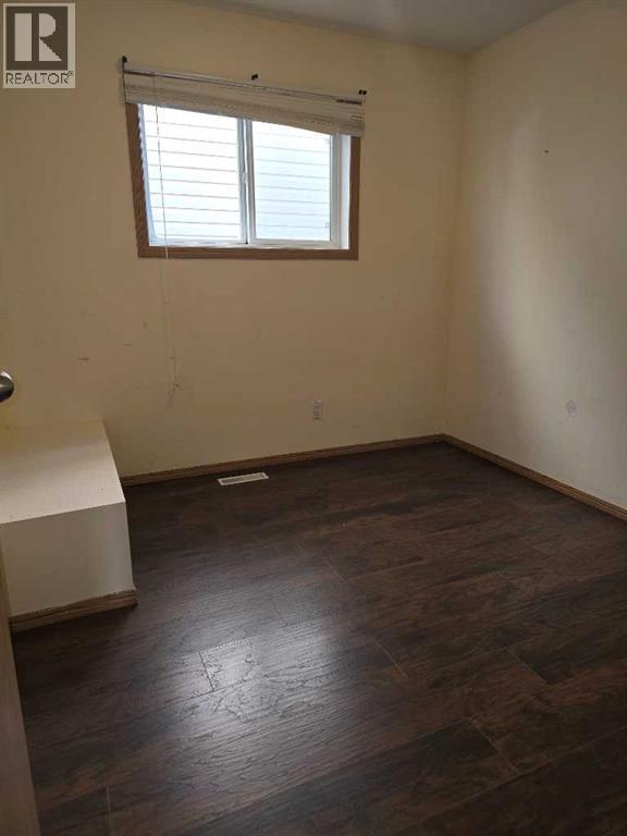 244 16 Street E, Brooks, Alberta  T1R 1K3 - Photo 10 - A2263675