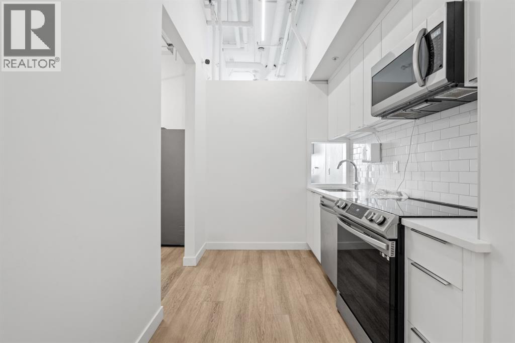 4537 Bowness Road Nw, Calgary, Alberta  T3B 0A9 - Photo 16 - A2279662