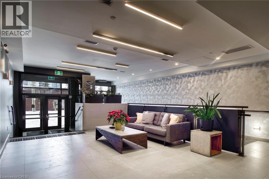 690 King Street W Unit# 101, Kitchener, Ontario  N2H 5L8 - Photo 3 - 40800763