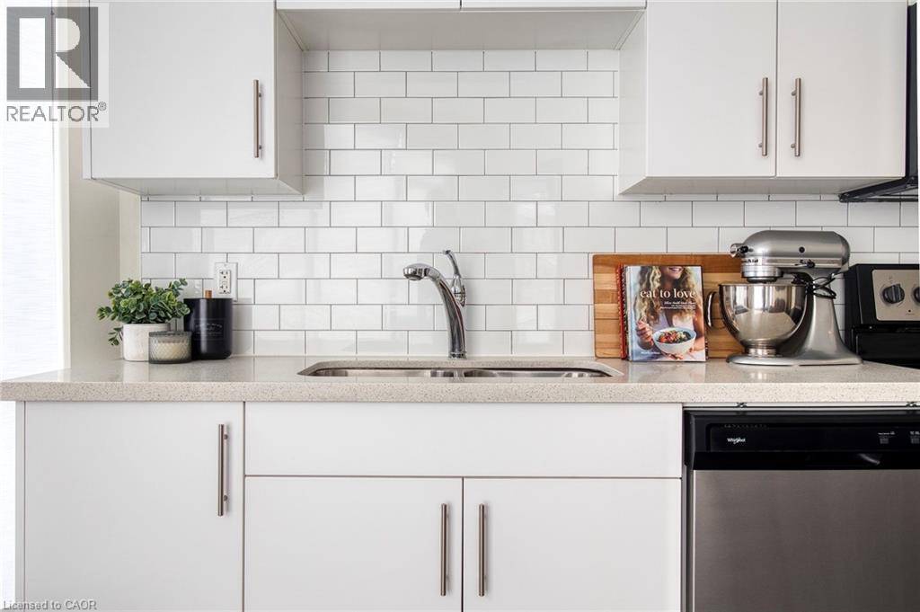 690 King Street W Unit# 101, Kitchener, Ontario  N2H 5L8 - Photo 20 - 40800763