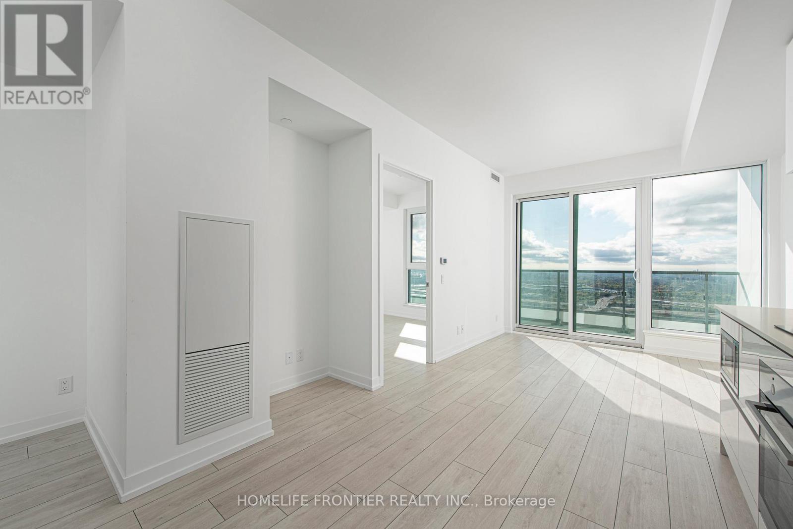 4706 - 5 Buttermill Avenue, Vaughan, Ontario  L4K 0J5 - Photo 4 - N12734276