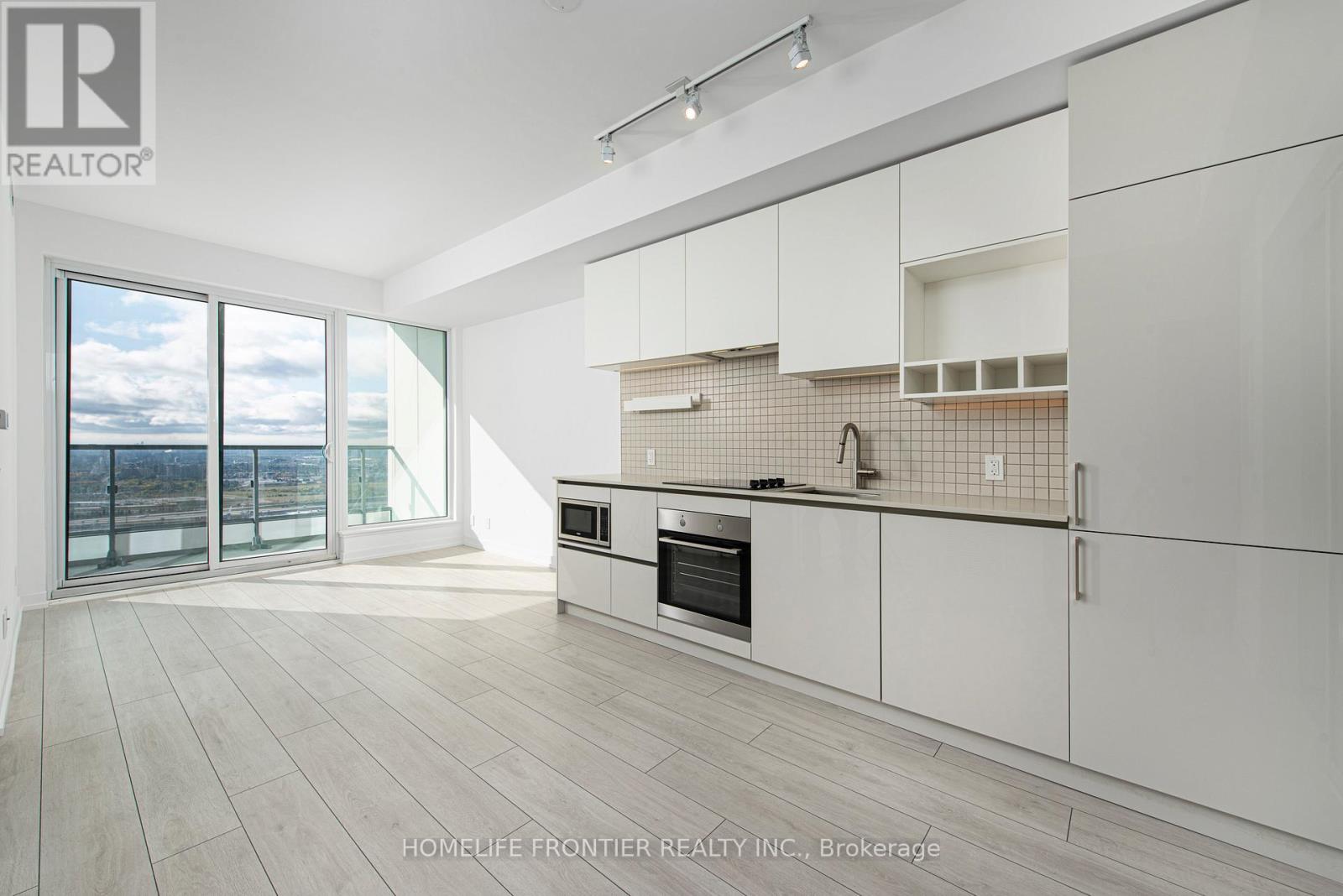 4706 - 5 Buttermill Avenue, Vaughan, Ontario  L4K 0J5 - Photo 3 - N12734276