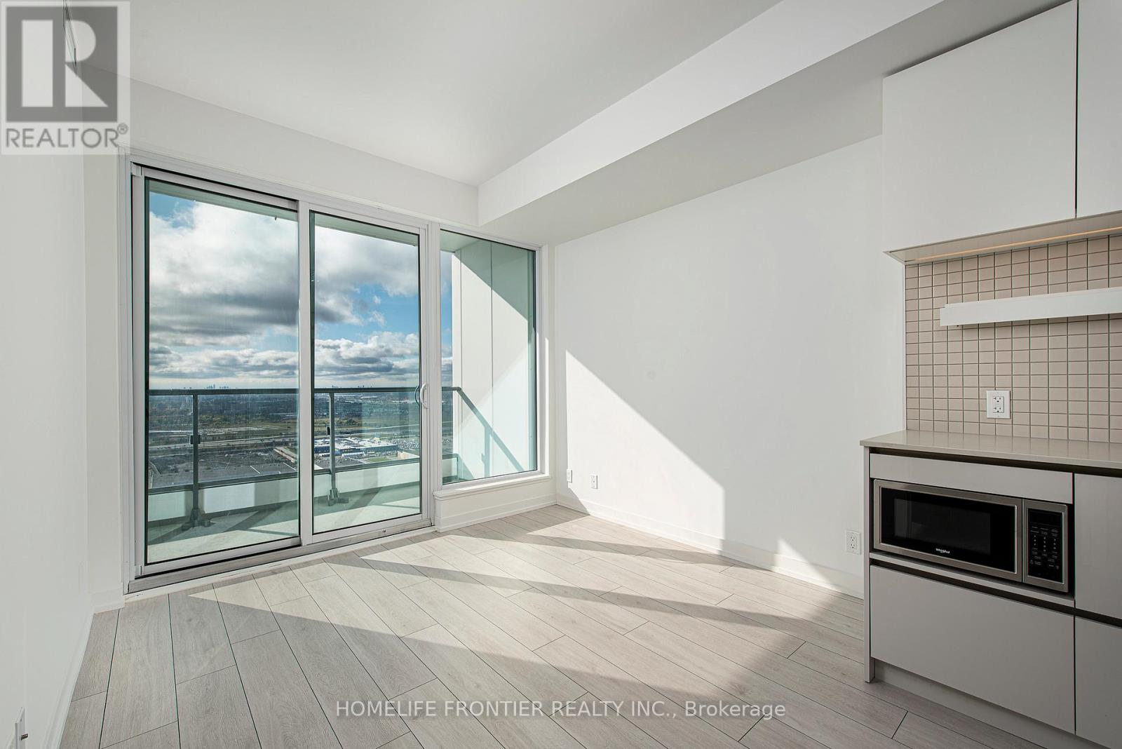 4706 - 5 Buttermill Avenue, Vaughan, Ontario  L4K 0J5 - Photo 8 - N12734276