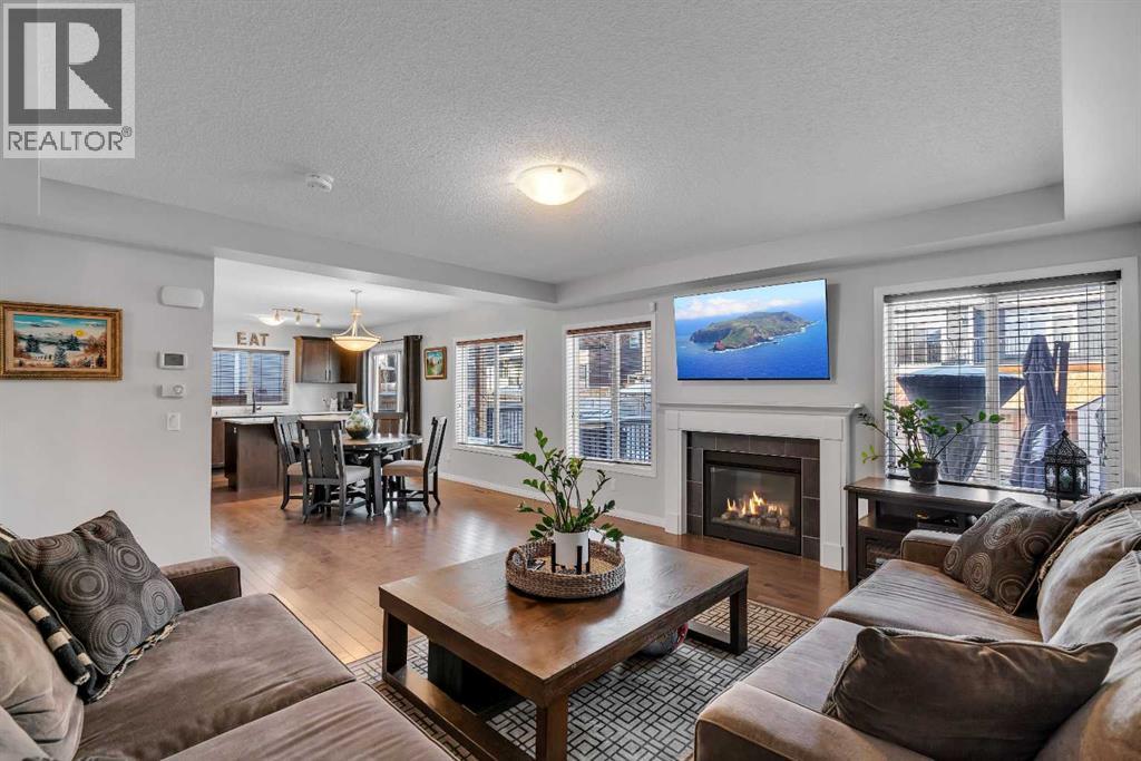 136 Viewpointe Terrace, Chestermere, Alberta  T1X 0R1 - Photo 9 - A2281533