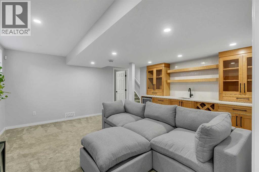 136 Viewpointe Terrace, Chestermere, Alberta  T1X 0R1 - Photo 35 - A2281533