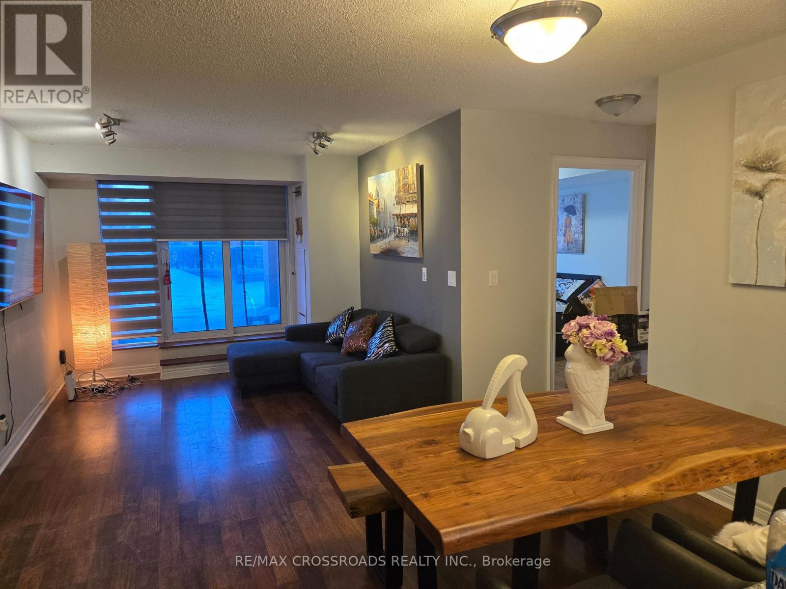 320 - 33 Cox Boulevard, Markham, Ontario  L3R 8A6 - Photo 9 - N12711928