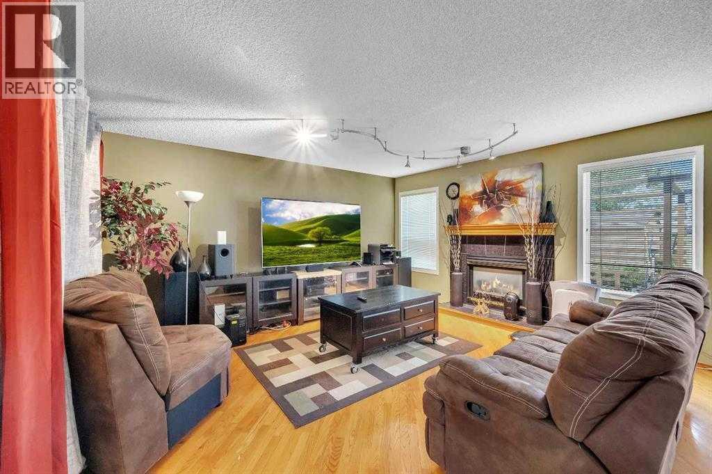 166 Somerset Drive Sw, Calgary, Alberta  T2Y 3H7 - Photo 9 - A2273310