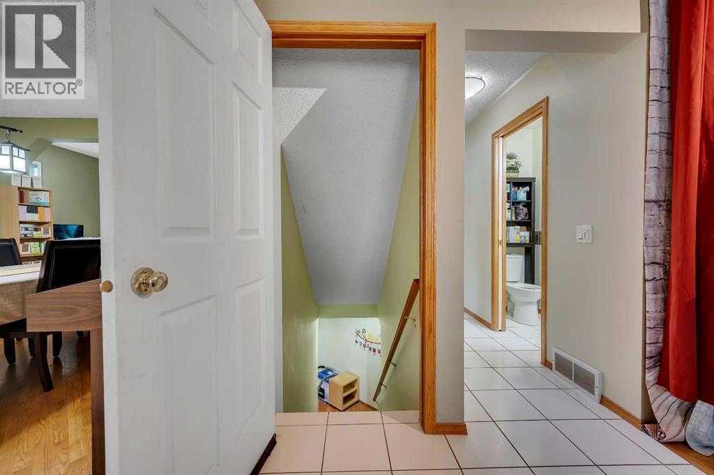 166 Somerset Drive Sw, Calgary, Alberta  T2Y 3H7 - Photo 36 - A2273310