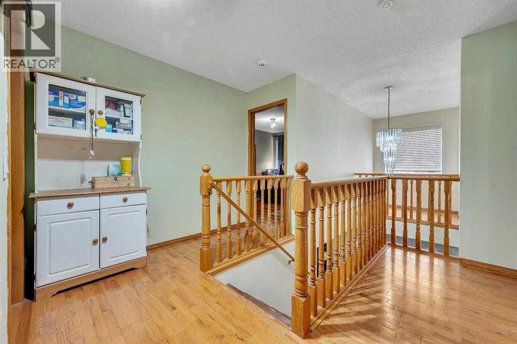 166 Somerset Drive Sw, Calgary, Alberta  T2Y 3H7 - Photo 21 - A2273310