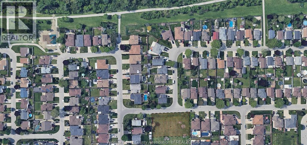 1531 Blue Spring Drive, Windsor, Ontario  N8W 5L5 - Photo 7 - 25029352