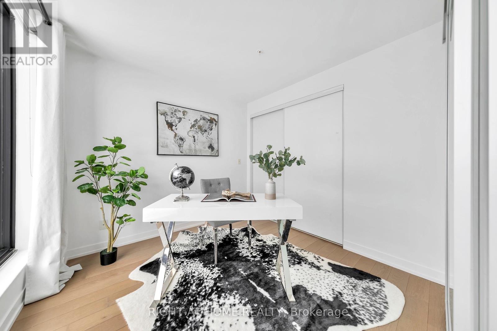 613 - 530 Indian Grove, Toronto, Ontario  M6P 0B3 - Photo 21 - W12734470