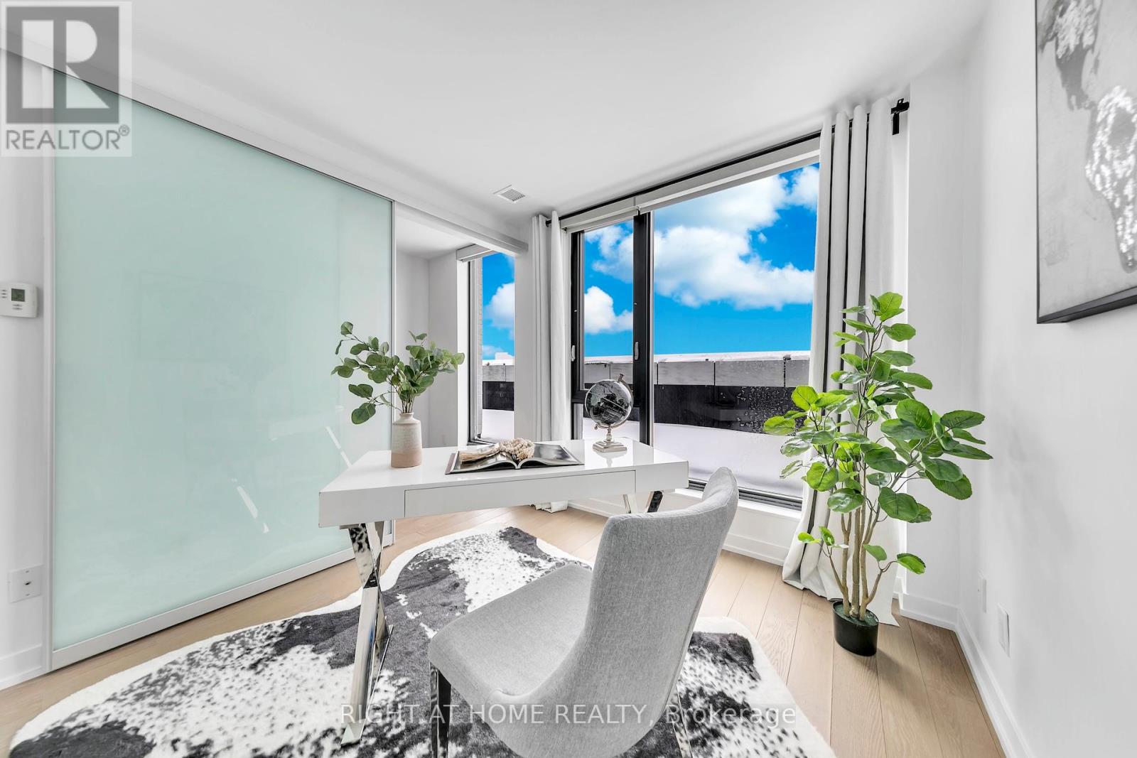 613 - 530 Indian Grove, Toronto, Ontario  M6P 0B3 - Photo 22 - W12734470