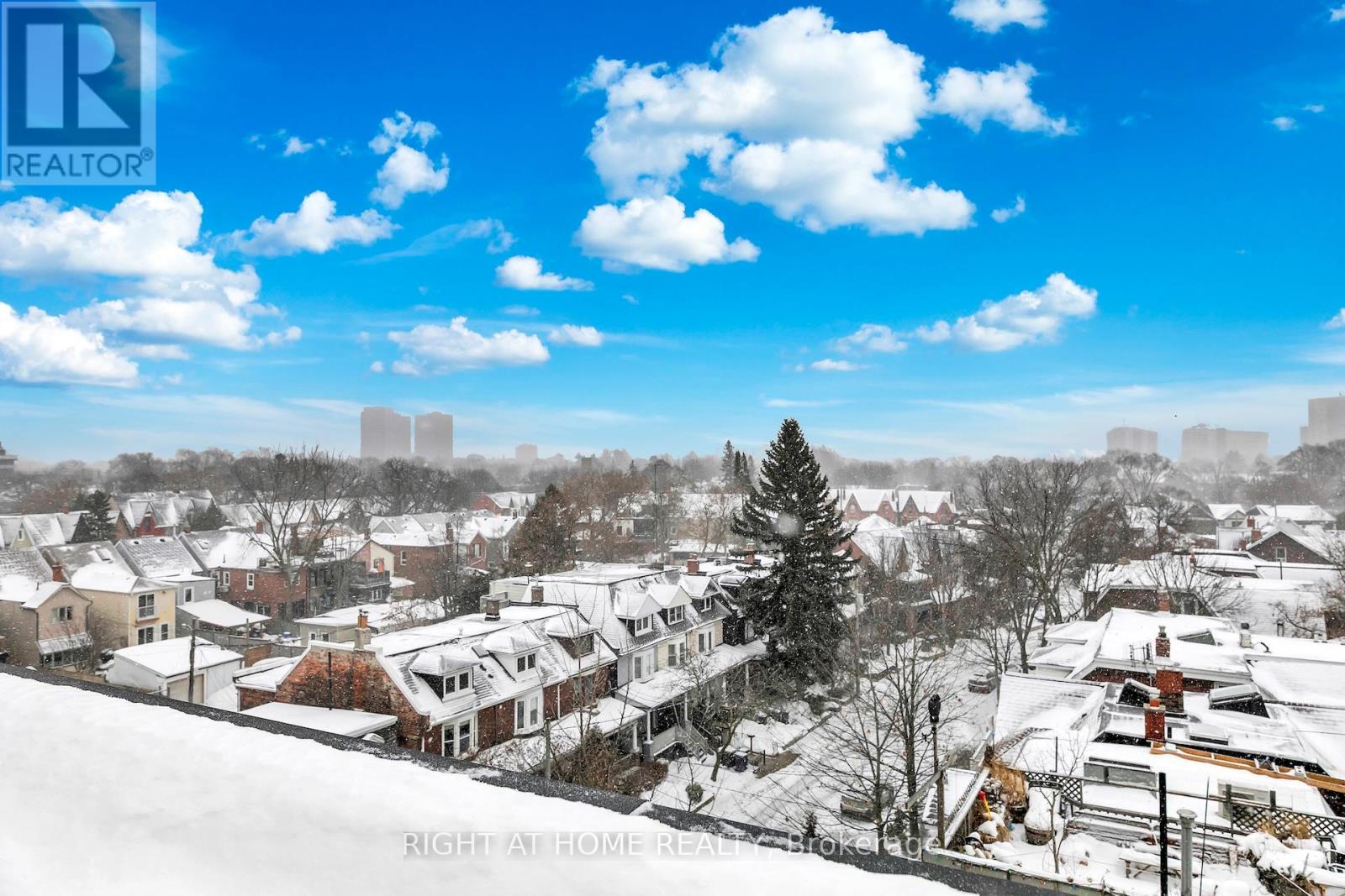 613 - 530 Indian Grove, Toronto, Ontario  M6P 0B3 - Photo 31 - W12734470