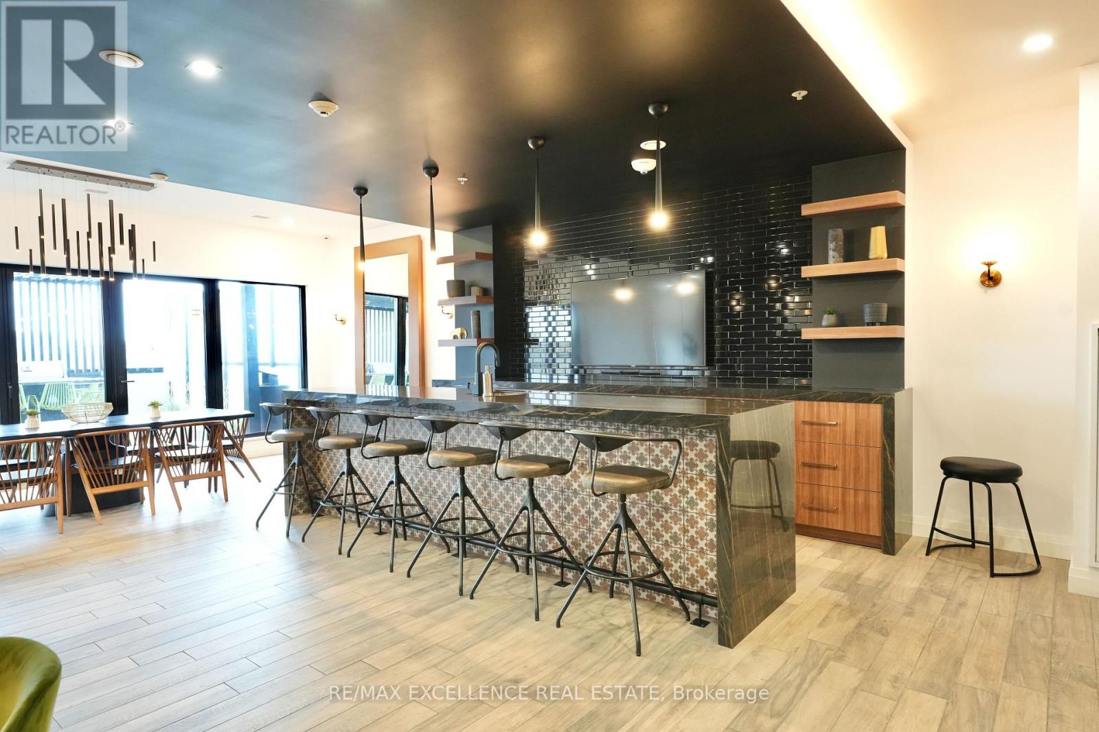 1002 - 181 King Street S, Waterloo, Ontario  N2J 0E7 - Photo 12 - X12734464