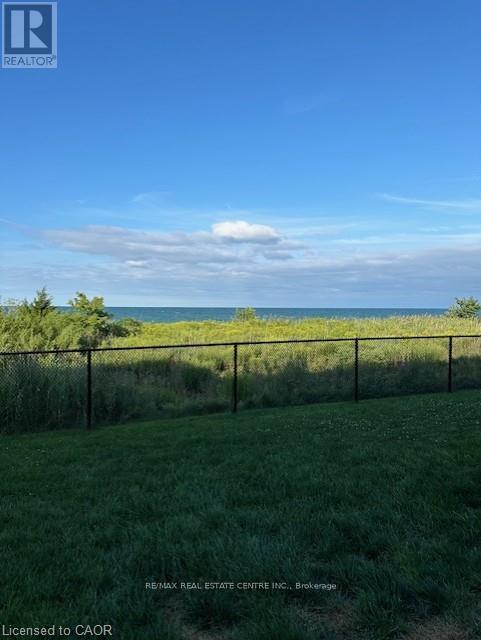 303 - 35 Southshore Crescent, Hamilton, Ontario  L8E 0J2 - Photo 10 - X12734466