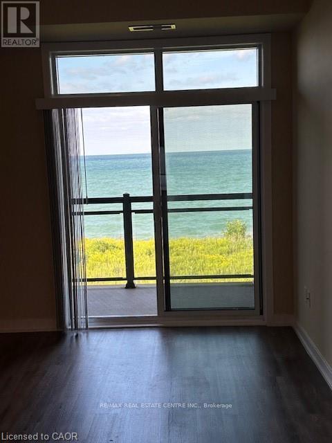 303 - 35 Southshore Crescent, Hamilton, Ontario  L8E 0J2 - Photo 4 - X12734466