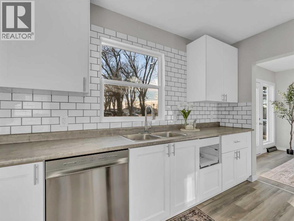 695 6 Street Sw, Medicine Hat, Alberta  T1A 4J4 - Photo 14 - A2279081