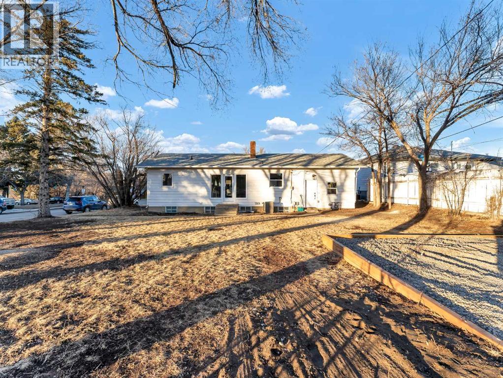 695 6 Street Sw, Medicine Hat, Alberta  T1A 4J4 - Photo 45 - A2279081