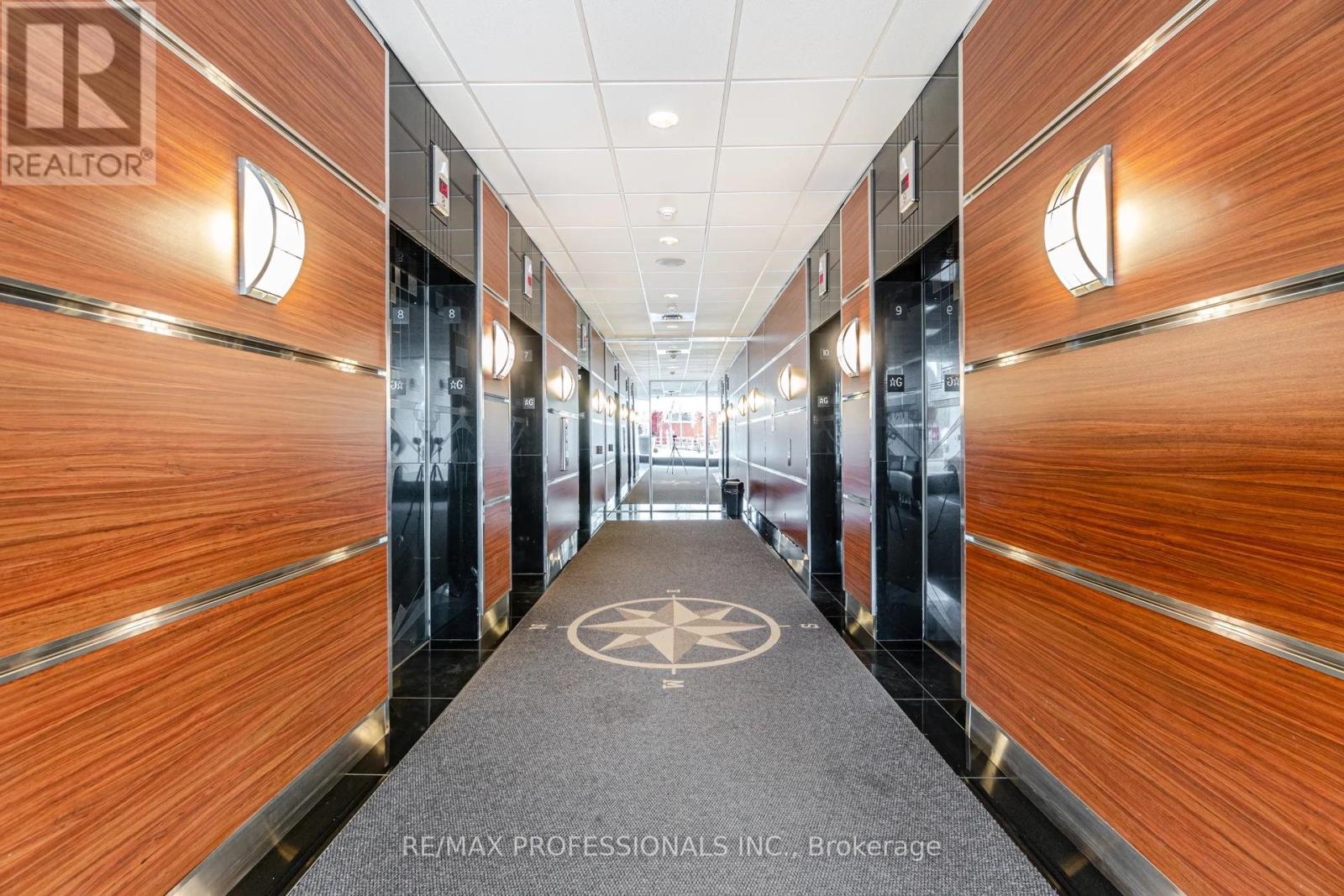 3703 - 77 Harbour Square, Toronto, Ontario  M5J 2S2 - Photo 19 - C12734496