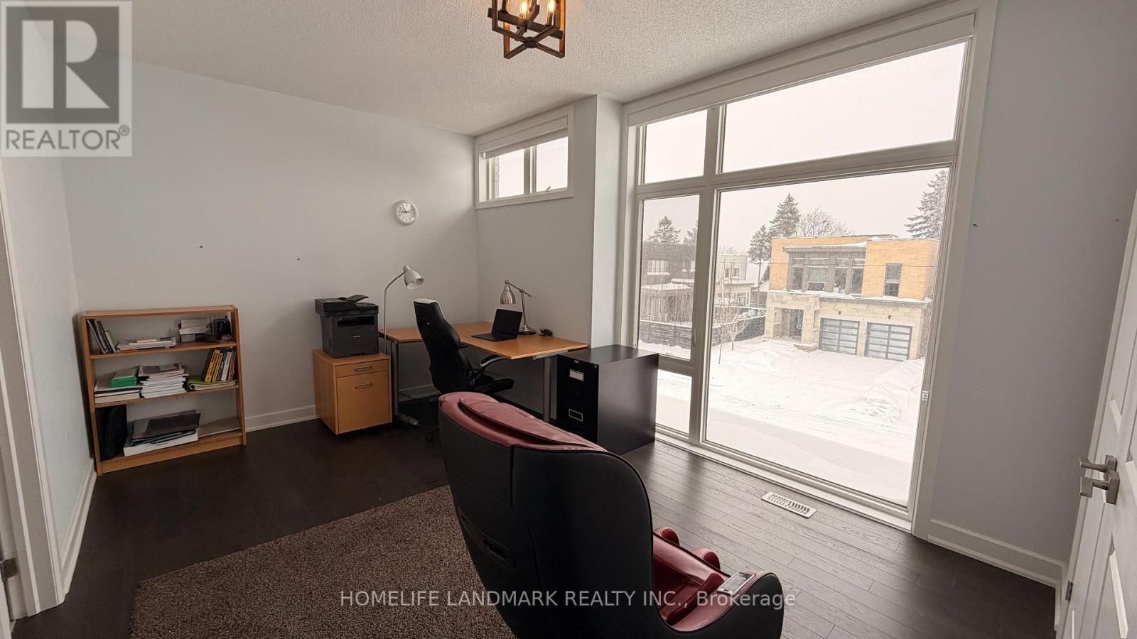 Main & 2nd - 8 Kent Matthew Street, Richmond Hill, Ontario  L4E 1C9 - Photo 18 - N12734472