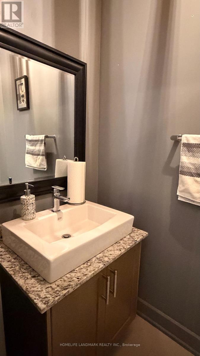 Main & 2nd - 8 Kent Matthew Street, Richmond Hill, Ontario  L4E 1C9 - Photo 26 - N12734472