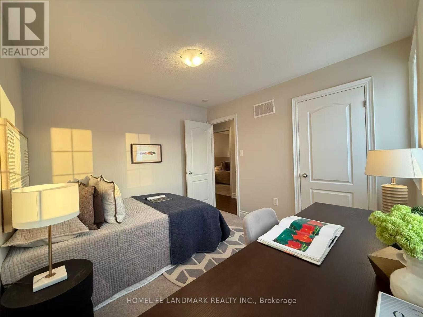 829 Langford Boulevard, Bradford West Gwillimbury, Ontario  L3Z 0C1 - Photo 25 - N12734480