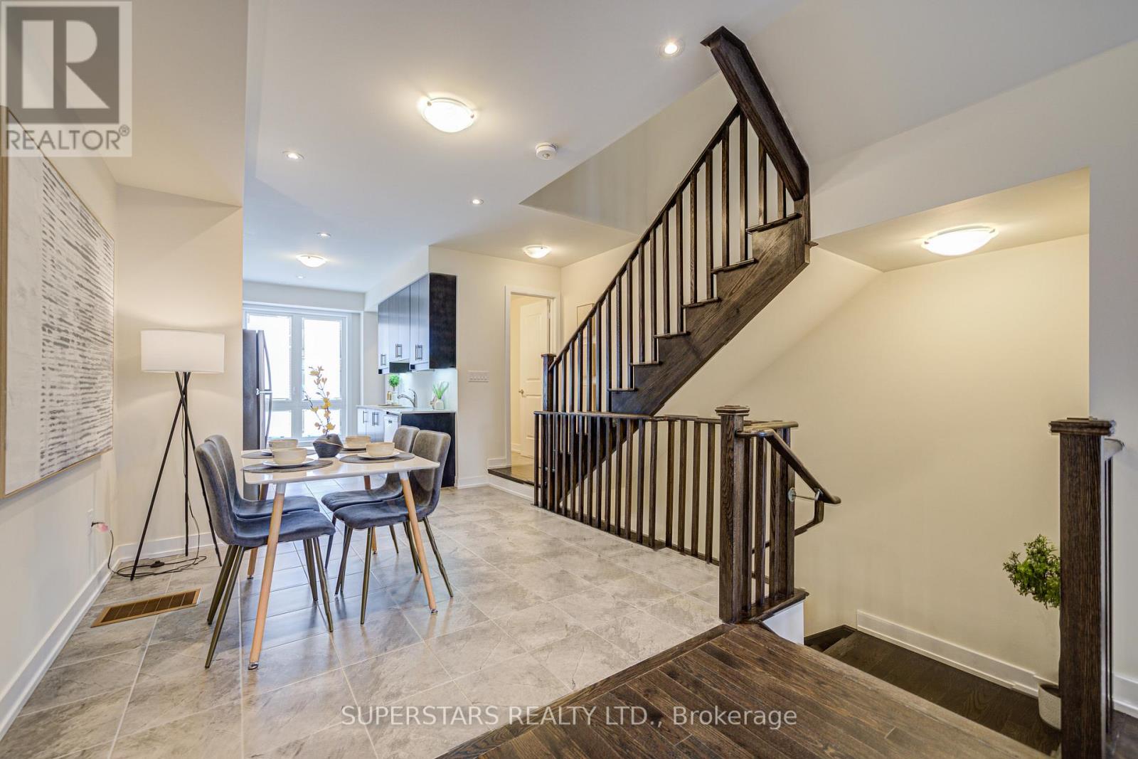 100 Stauffer Crescent, Markham, Ontario  L6B 1R1 - Photo 6 - N12734504