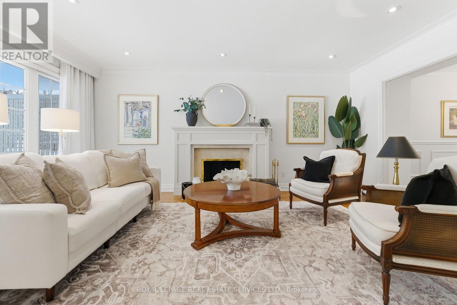 17 Elstree Road, Toronto, Ontario  M9A 3Y9 - Photo 4 - W12734488