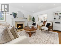 17 ELSTREE ROAD, Toronto, Ontario