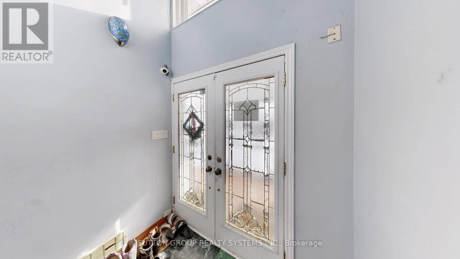 30 Coronado Court, Toronto, Ontario  M9M 1S7 - Photo 20 - W12734500