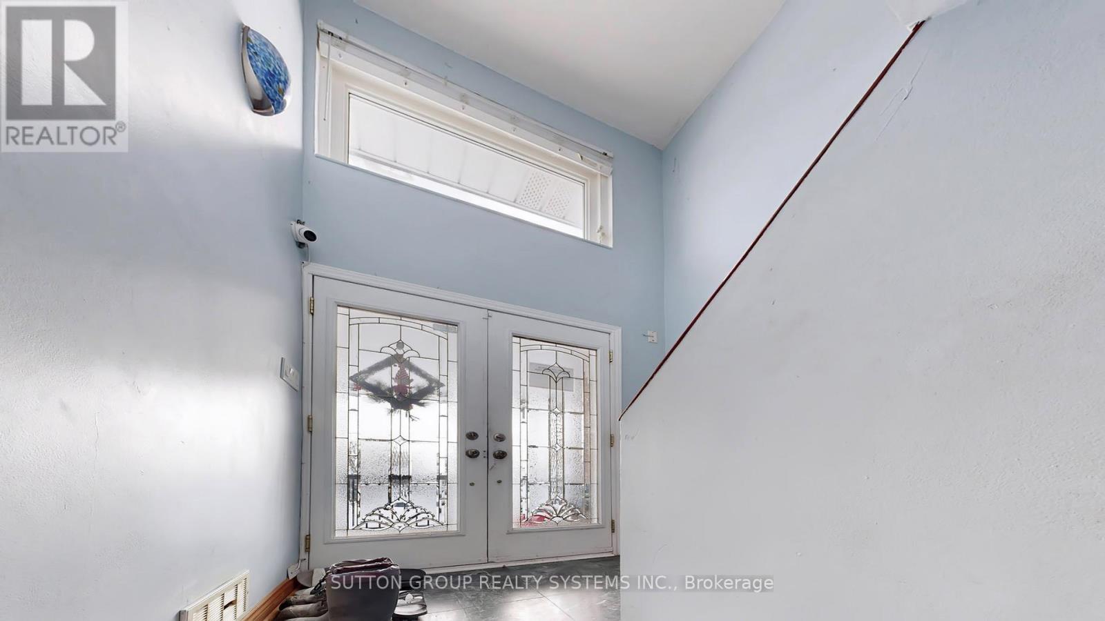 30 Coronado Court, Toronto, Ontario  M9M 1S7 - Photo 21 - W12734500