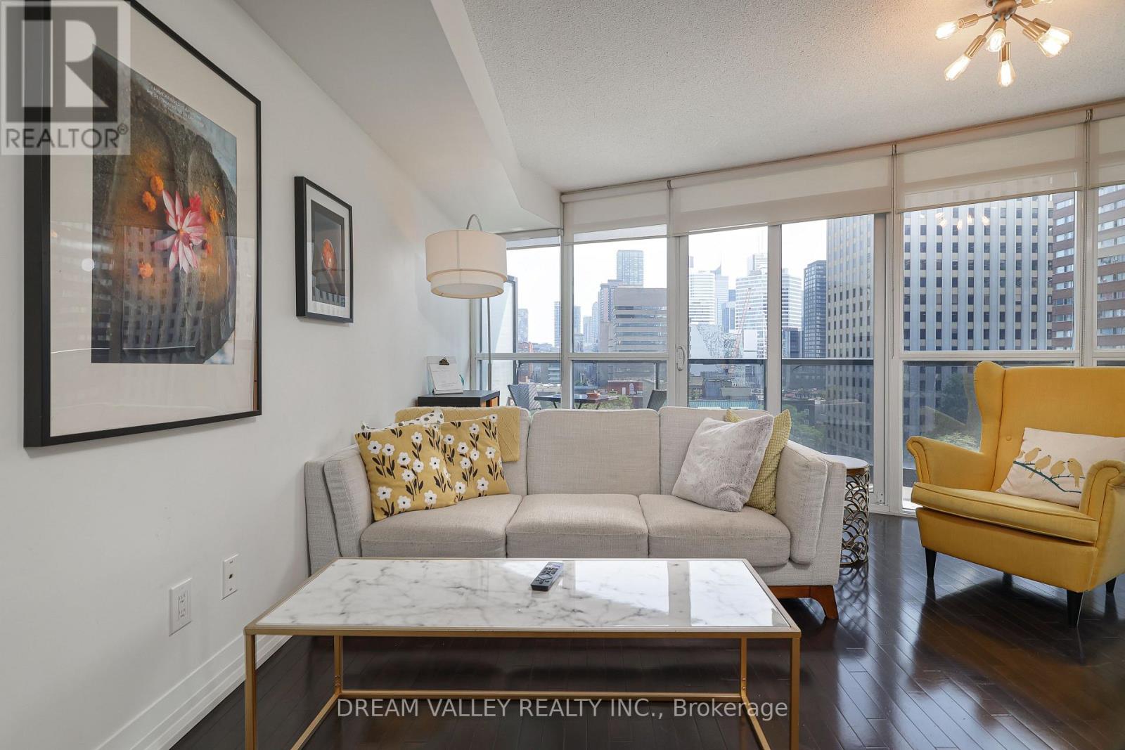 904 - 25 Carlton Street, Toronto, Ontario  M5B 1L4 - Photo 13 - C12734522