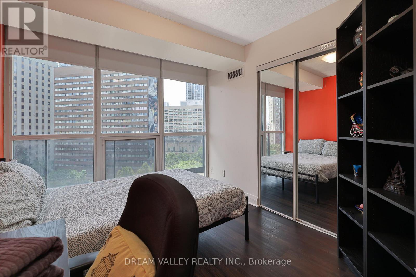 904 - 25 Carlton Street, Toronto, Ontario  M5B 1L4 - Photo 32 - C12734522