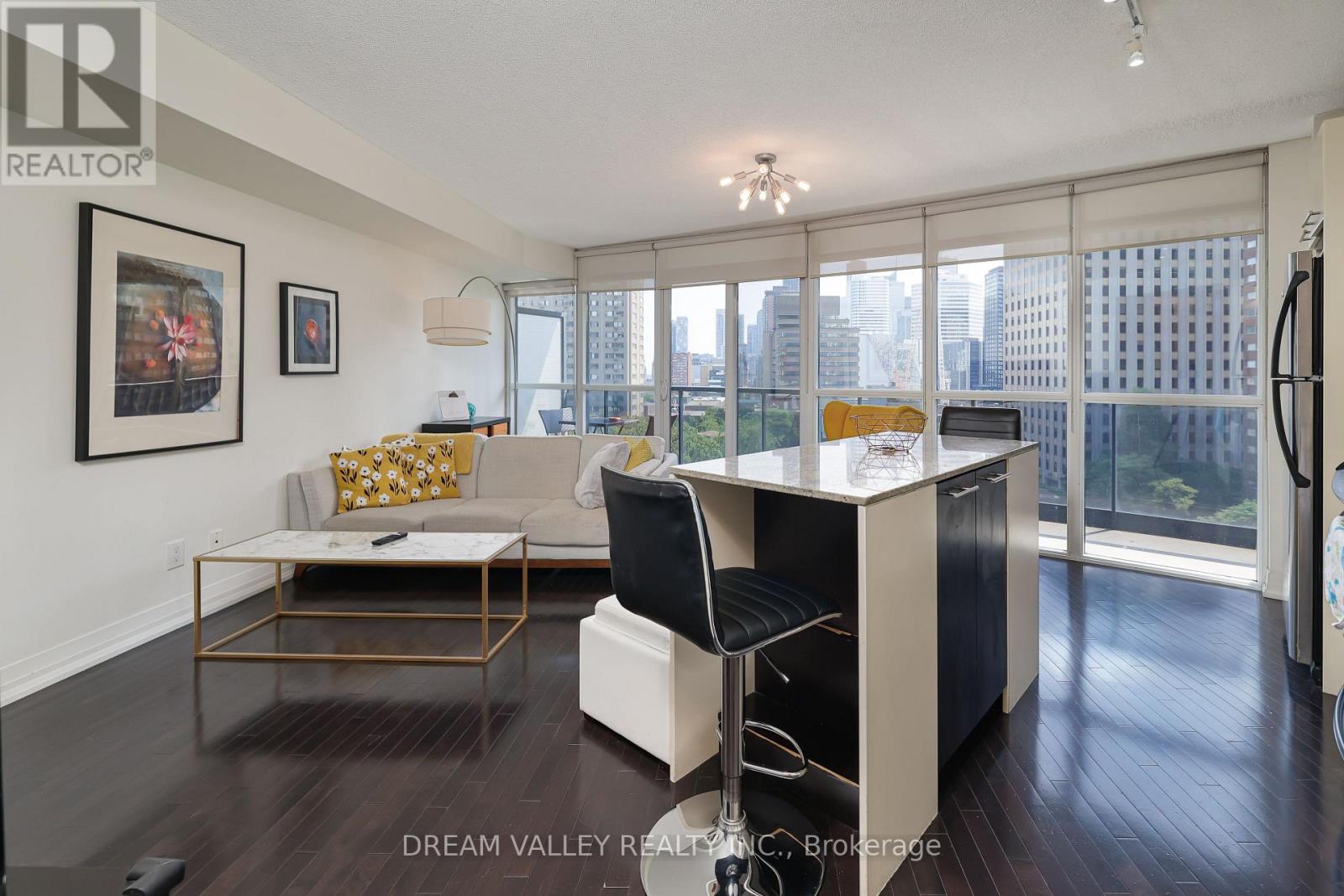 904 - 25 Carlton Street, Toronto, Ontario  M5B 1L4 - Photo 7 - C12734522