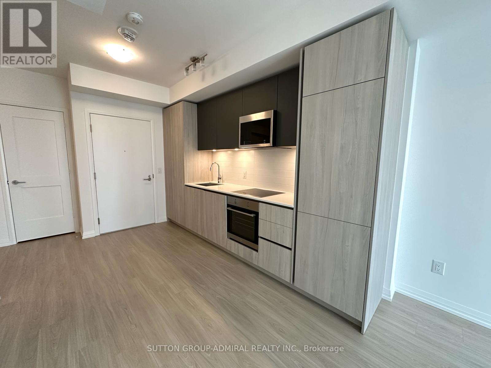 2607 - 8 Widmer Street, Toronto, Ontario  M5V 0W6 - Photo 2 - C12734528