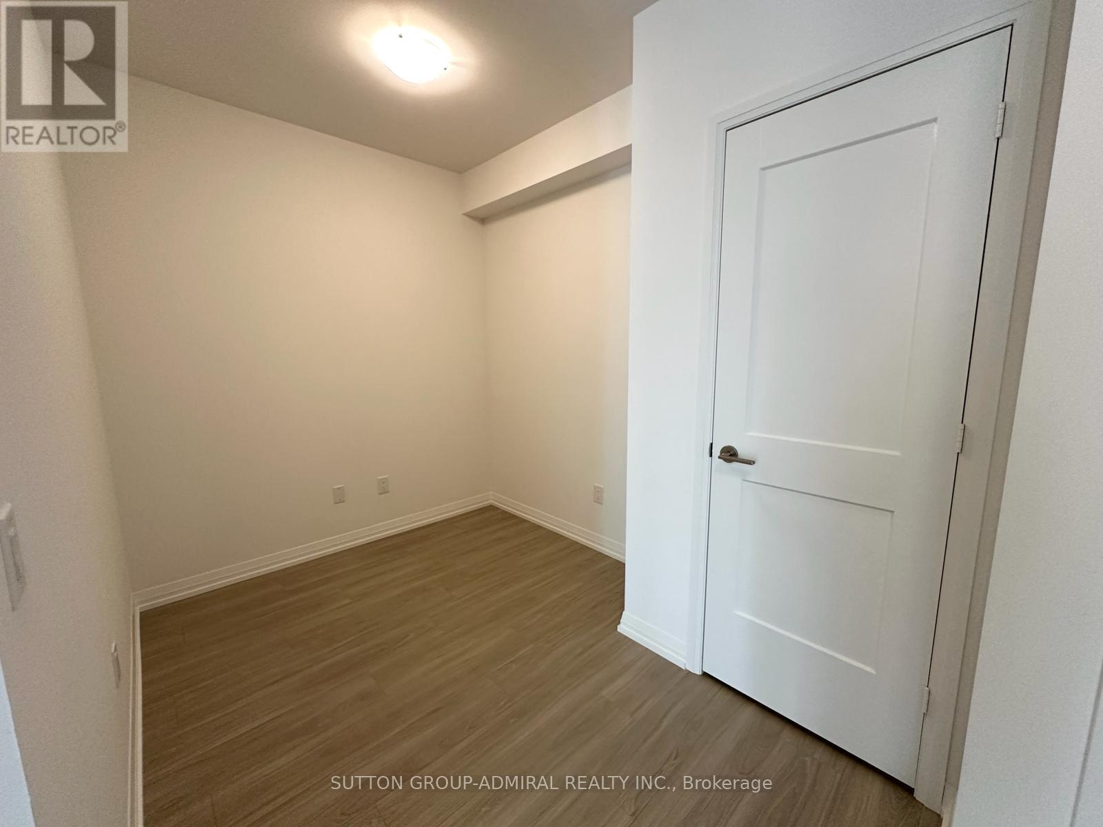 2607 - 8 Widmer Street, Toronto, Ontario  M5V 0W6 - Photo 7 - C12734528