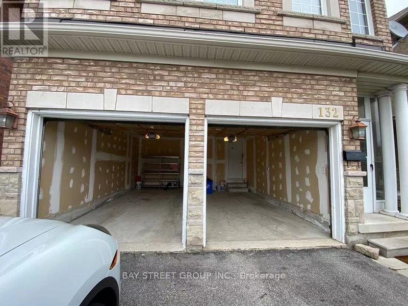 132 Farmstead Road, Richmond Hill, Ontario  L4S 1X2 - Photo 21 - N12734512