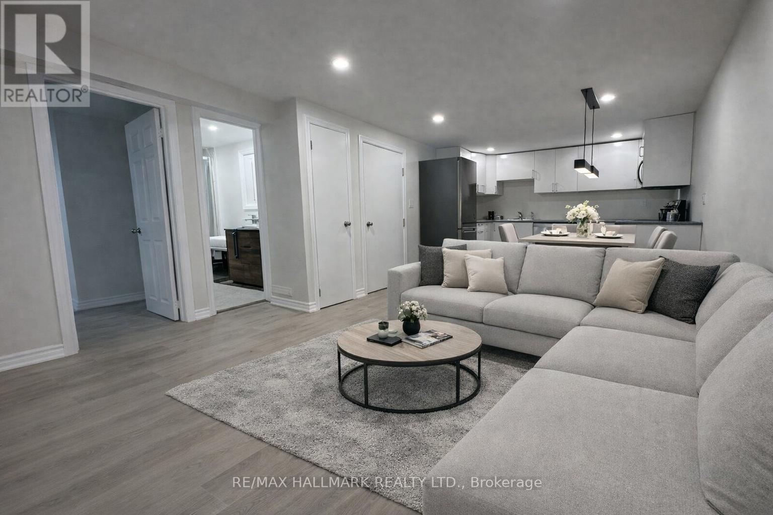 #2BEDBSMNT - 52 NISBET DRIVE, Aurora, Ontario