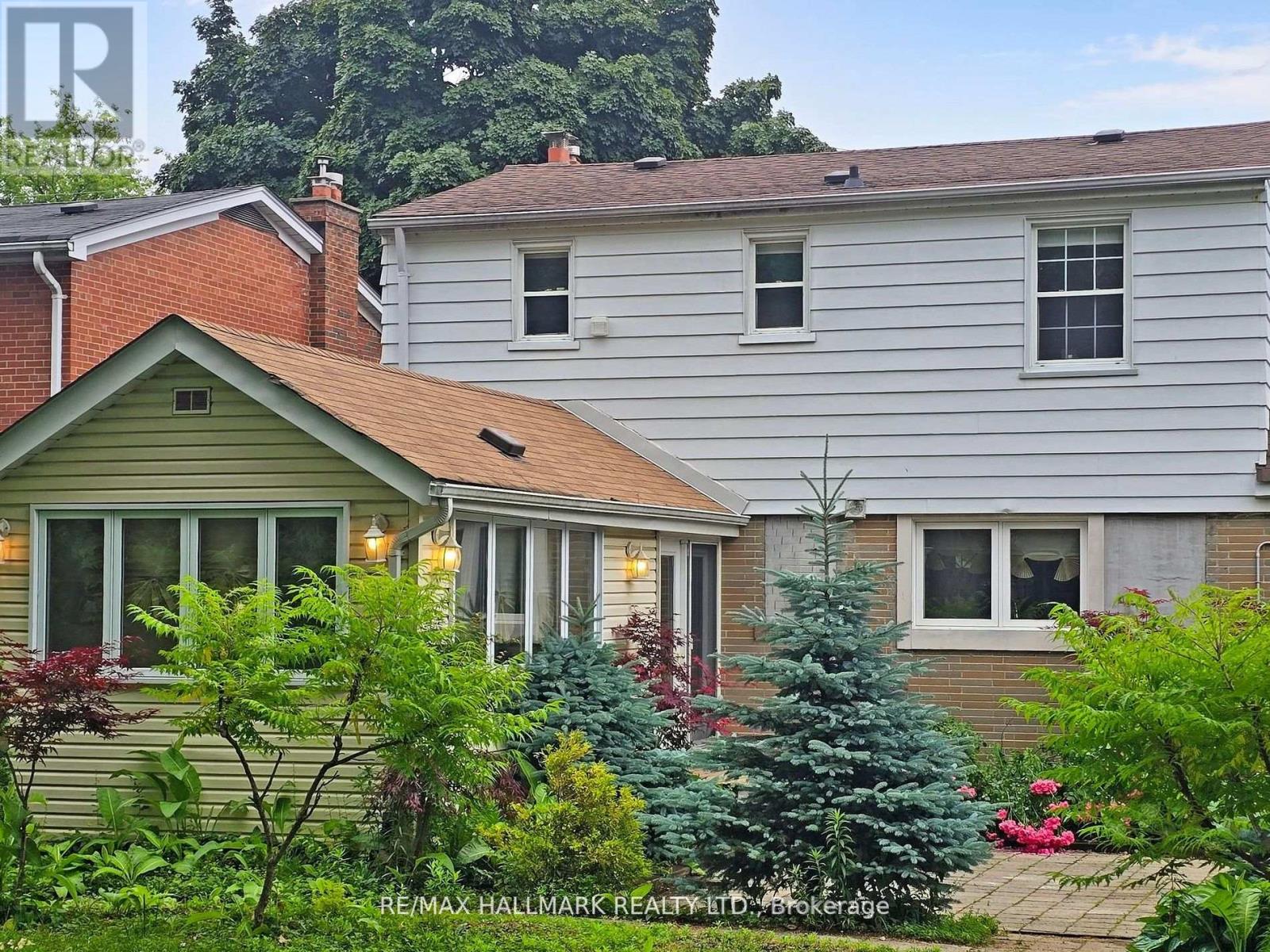 86 Ruggles Avenue, Richmond Hill, Ontario  L4C 1Y2 - Photo 25 - N12734518