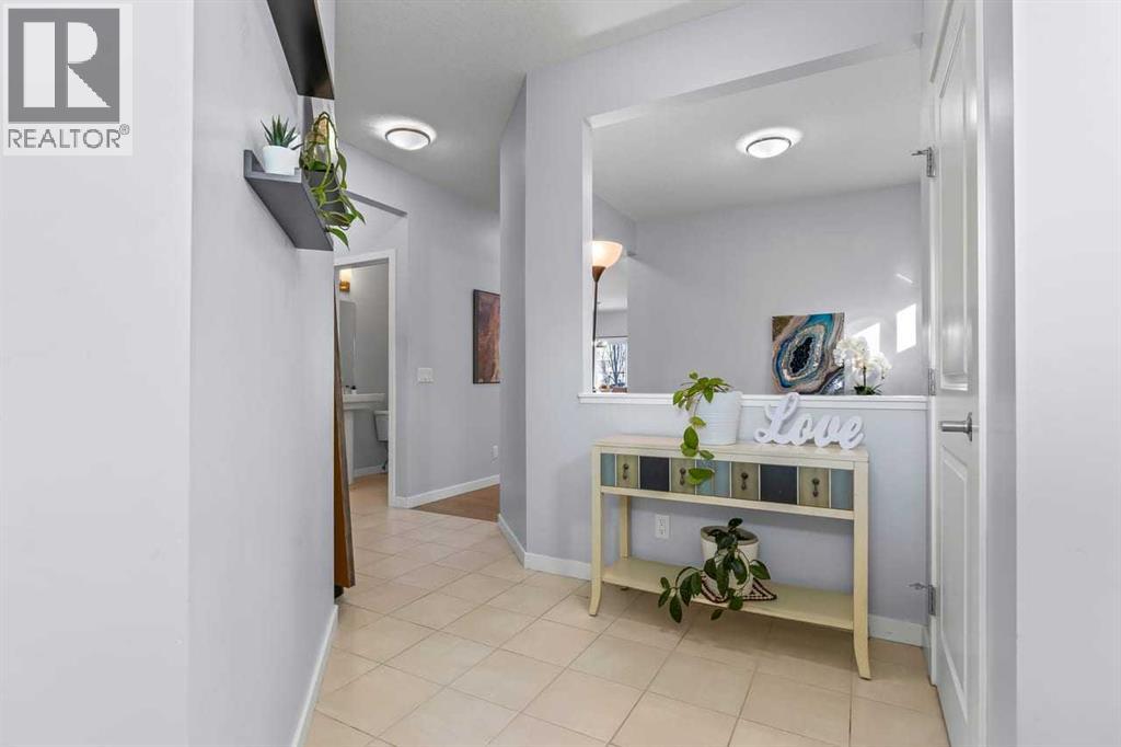 184 Masters Rise Se, Calgary, Alberta  T3M 2L5 - Photo 3 - A2281584