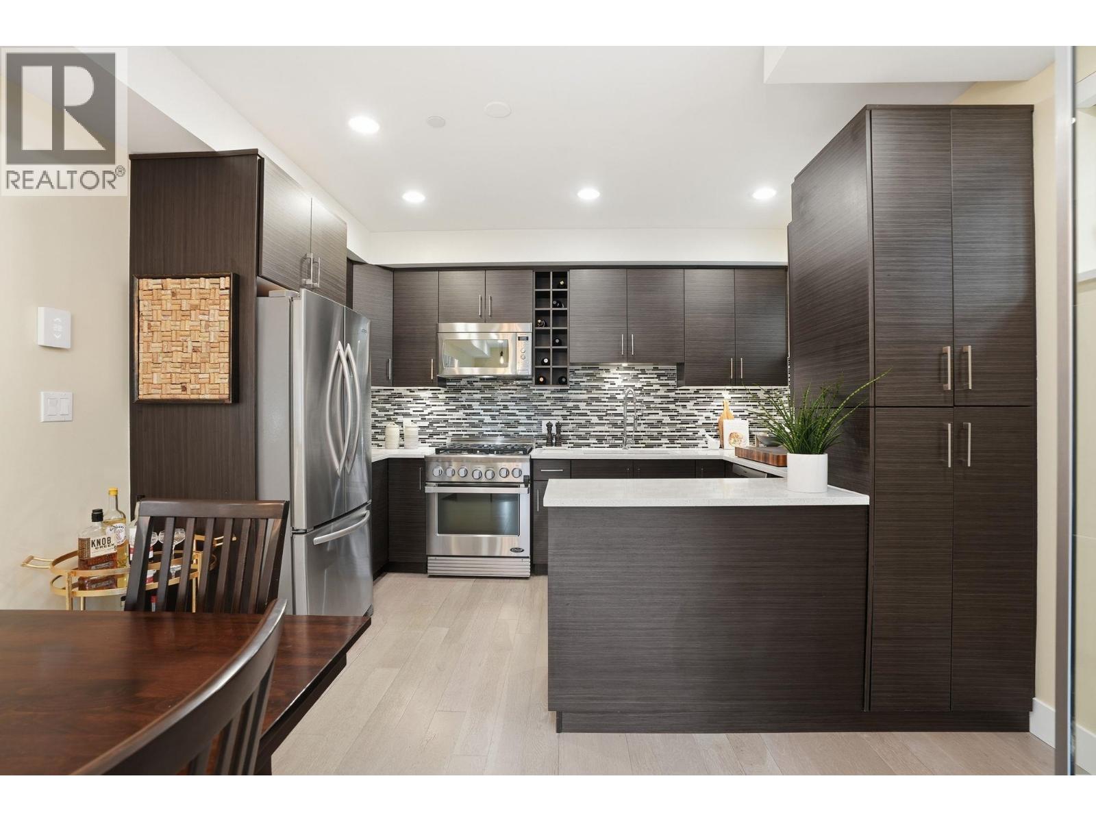 4 1851 Adanac Street, Vancouver, British Columbia  V5L 2E1 - Photo 10 - R3083986