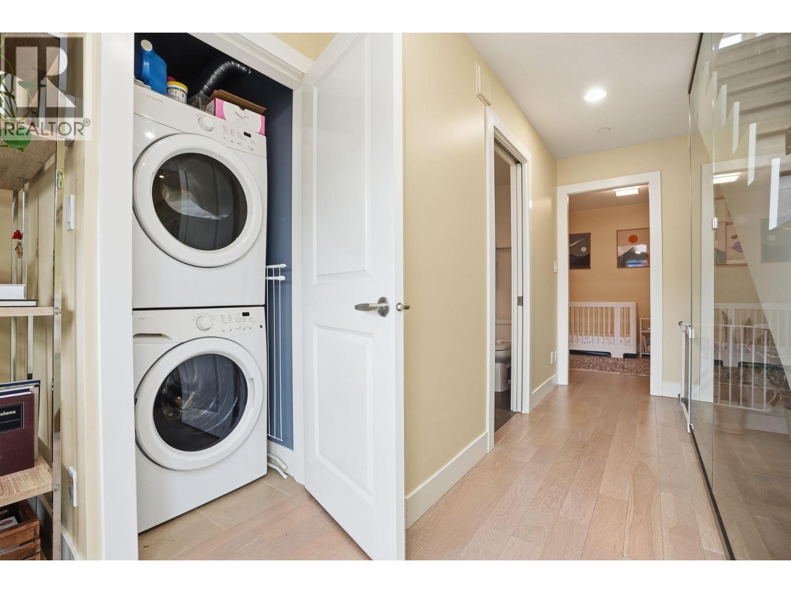 4 1851 Adanac Street, Vancouver, British Columbia  V5L 2E1 - Photo 15 - R3083986