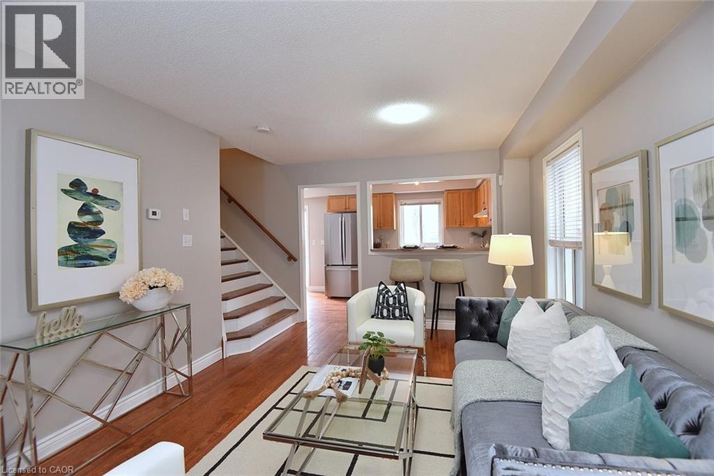 2258 Empire Crescent, Burlington, Ontario  L7L 6Y9 - Photo 3 - 40800709