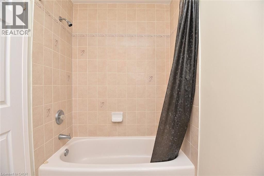 2258 Empire Crescent, Burlington, Ontario  L7L 6Y9 - Photo 23 - 40800709