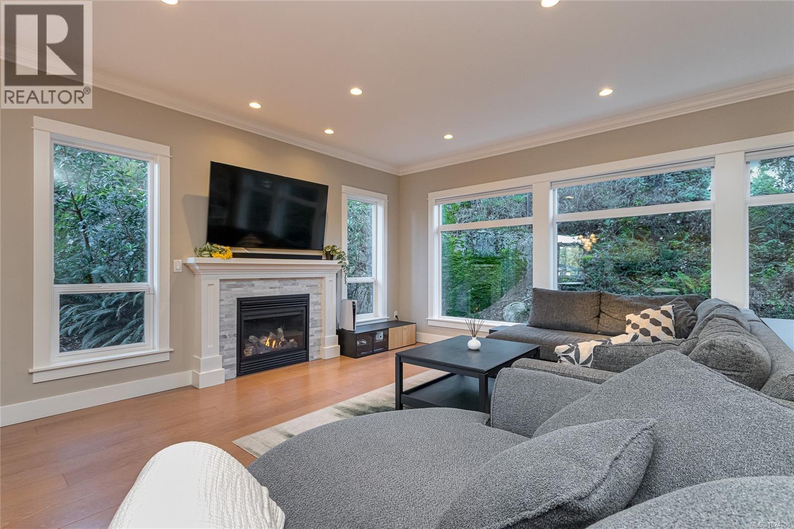 3649 Coleman Pl, Colwood, British Columbia  V9C 0H2 - Photo 4 - 1024008