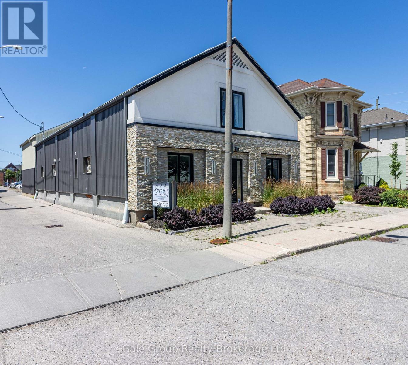 5 Wellington Street N, Woodstock, Ontario  N4S 6P1 - Photo 3 - X12734584